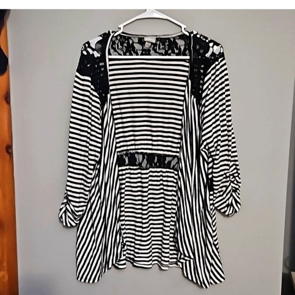 Plus cardigan size 2X